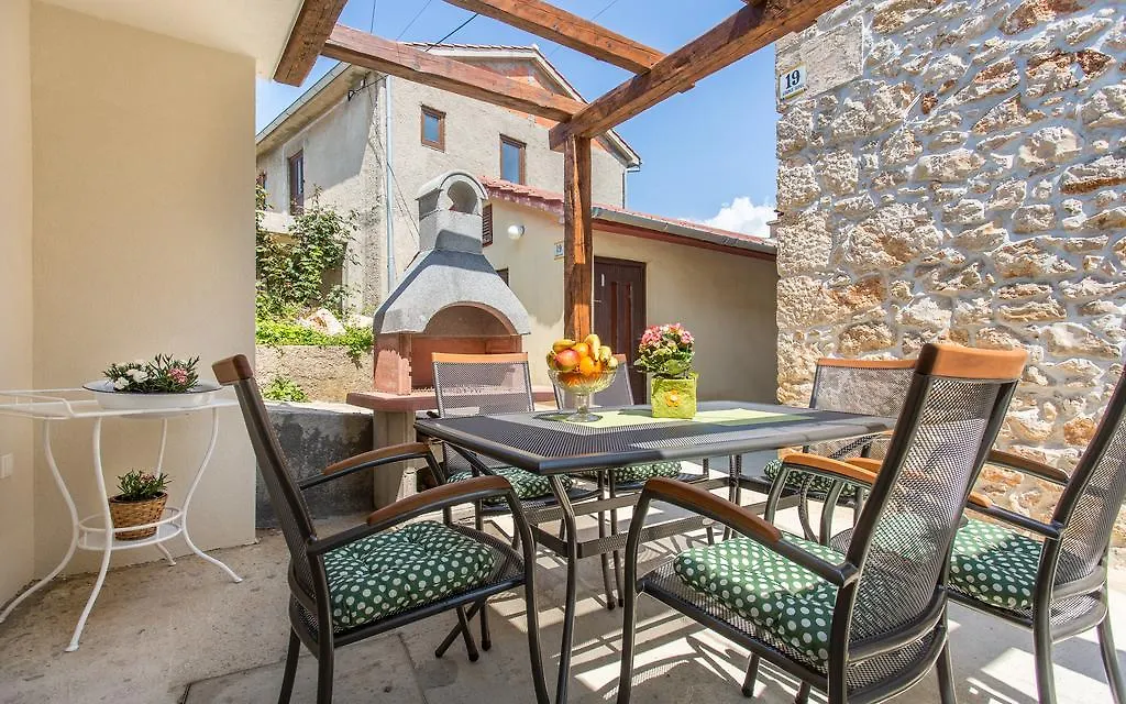 Apartman Bonaca Vrbnik  Croatia