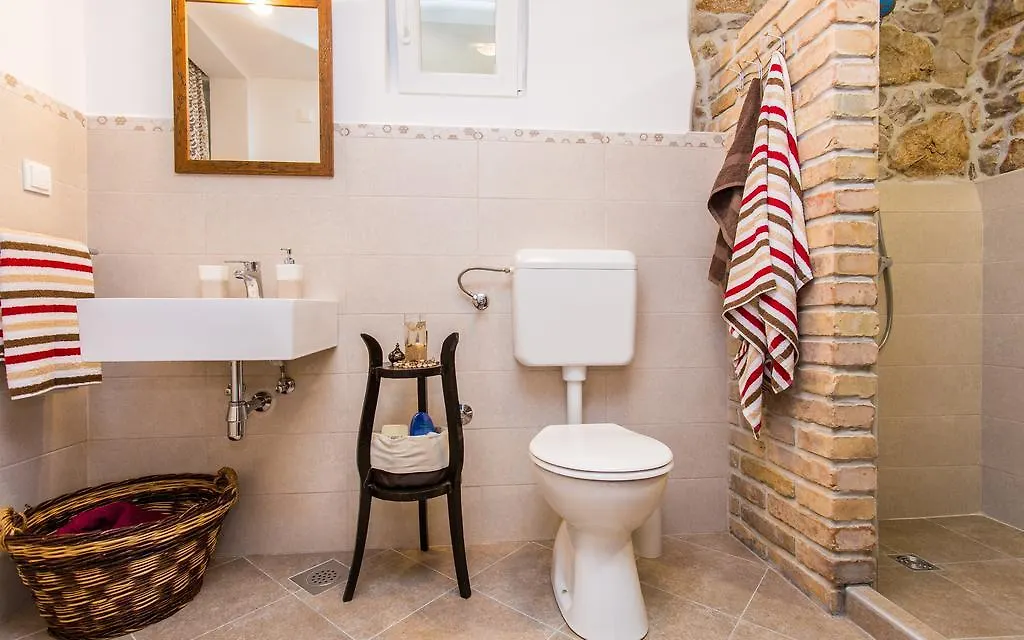 Apartman Bonaca Vrbnik  0*, Vrbnik (Primorje-Gorski Kotar)